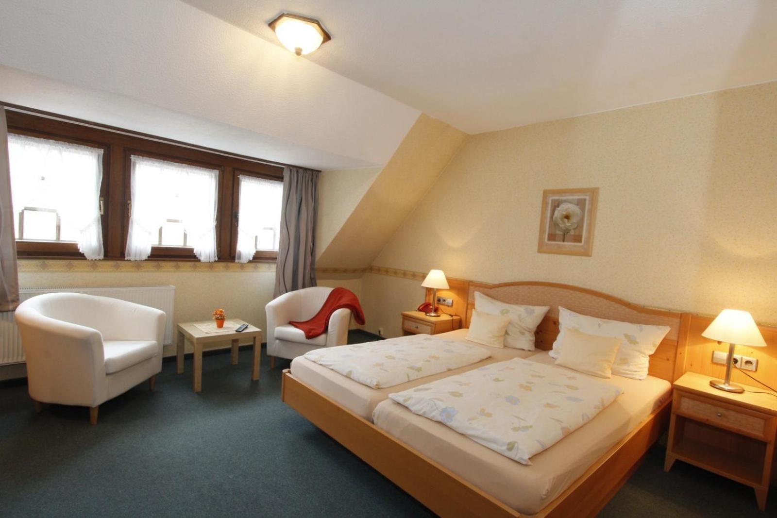 Hotel-Garni-Kachelburg ดีบลิค ภายนอก รูปภาพ