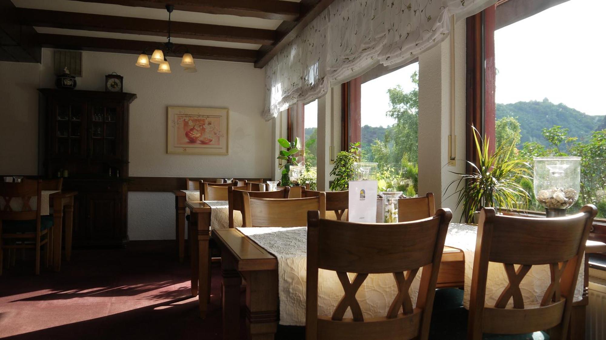 Hotel-Garni-Kachelburg ดีบลิค ภายนอก รูปภาพ