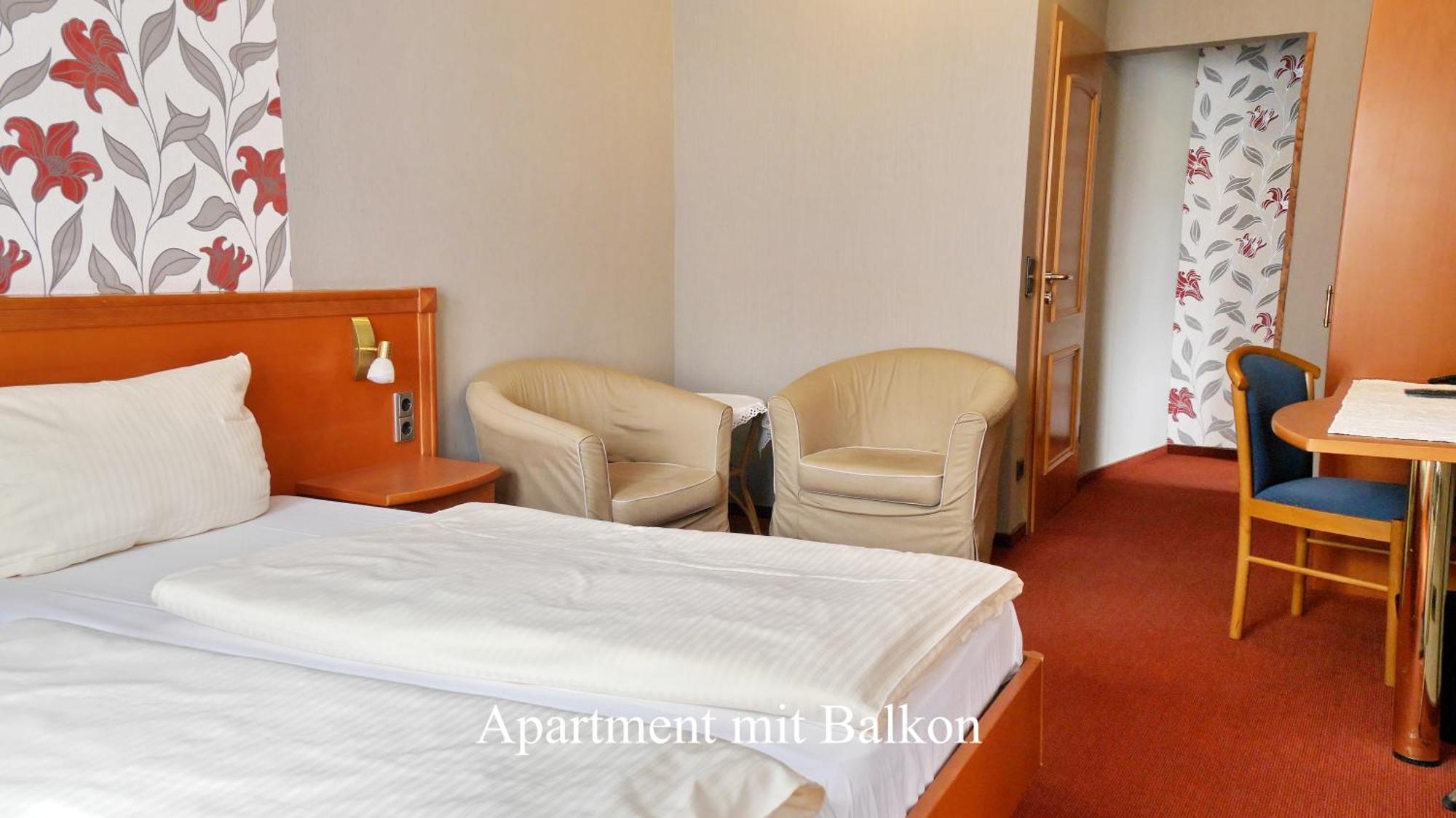 Hotel-Garni-Kachelburg ดีบลิค ภายนอก รูปภาพ